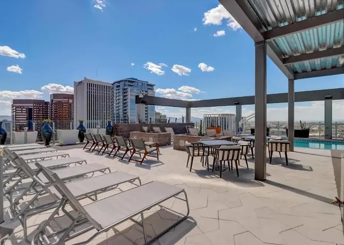 Boulevard Downtown Rooftop Pool Gym & Parking Phoenix